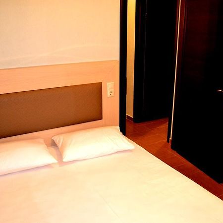Αmalia Lux Villas Vrasná Kültér fotó