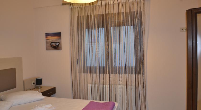 Αmalia Lux Villas Vrasná Kültér fotó