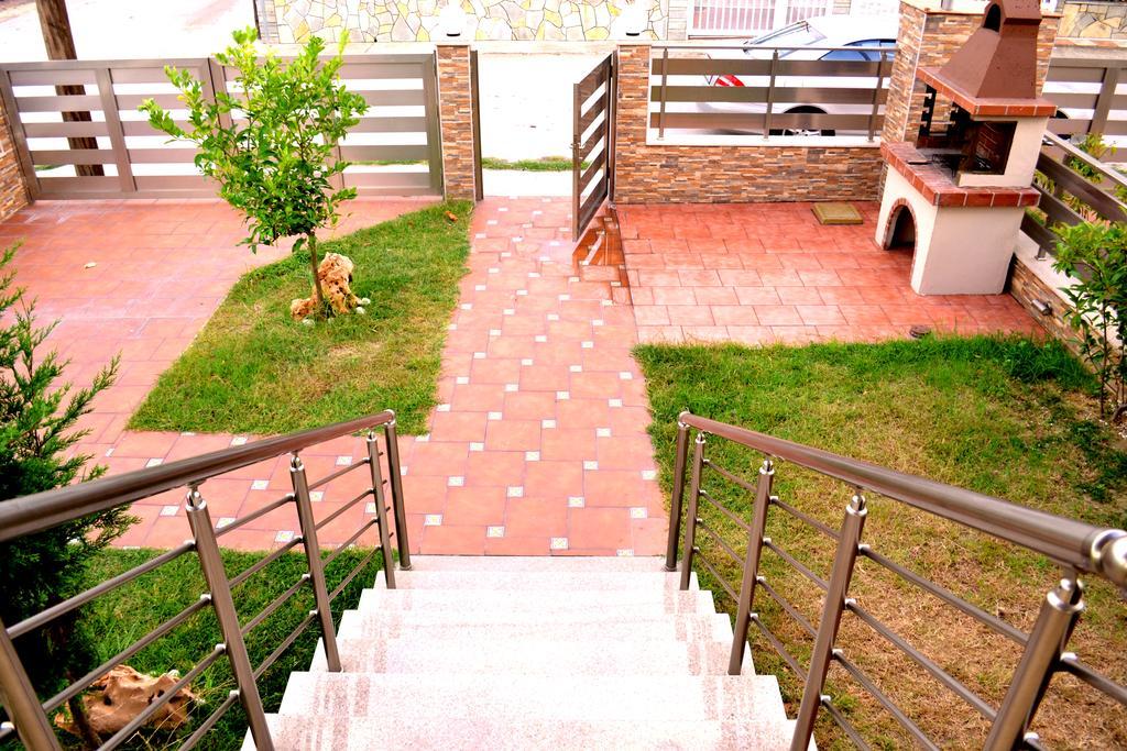 Αmalia Lux Villas Vrasná Szoba fotó